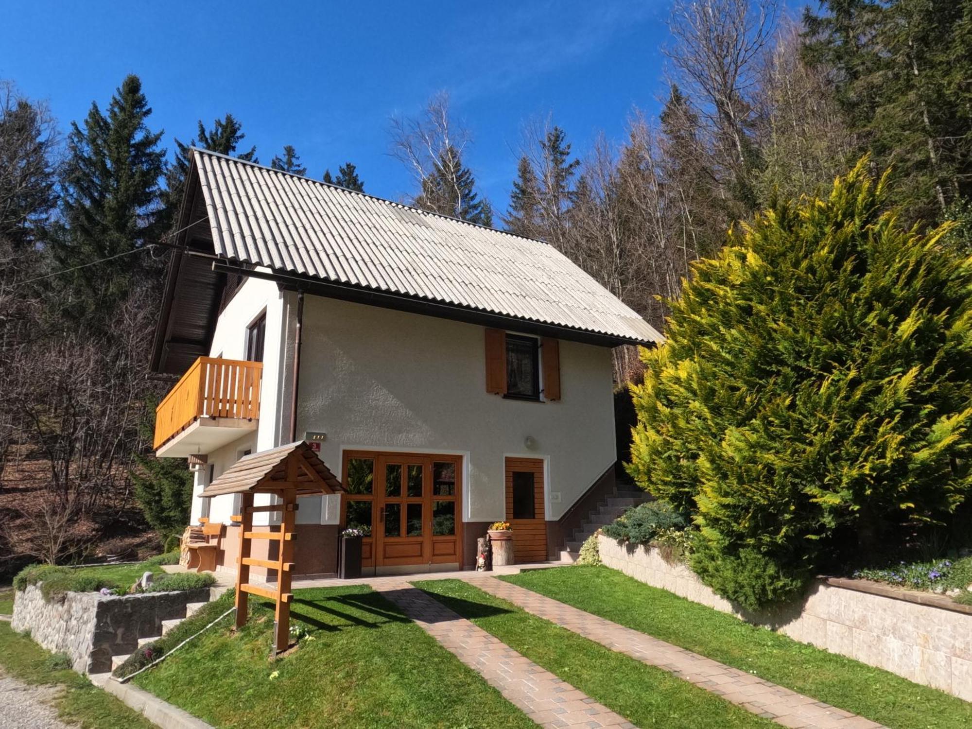 Holiday Home Forest Peace, Lavrovec Hlevni Vrh Esterno foto